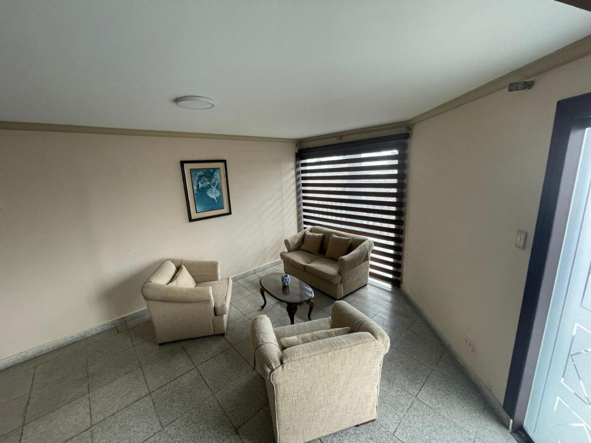 Apartamento Tradición Santa Cruz de La Sierra Exterior foto